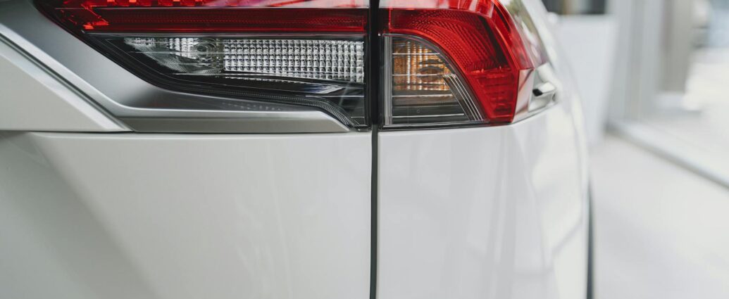 modern hybrid office