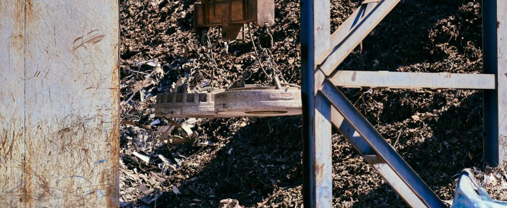 sylveer metal structure