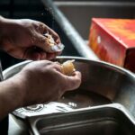 calamariere preparing squid