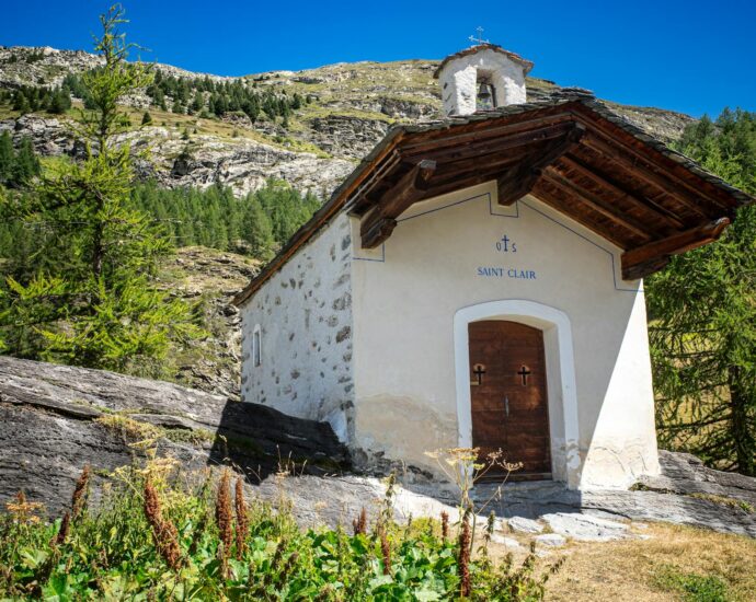 claire froggatt sculpture