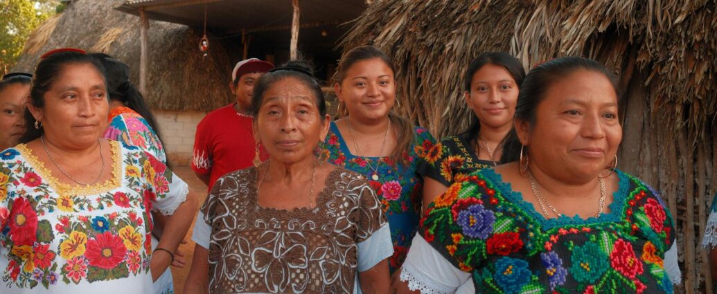 Cortez clothing styles