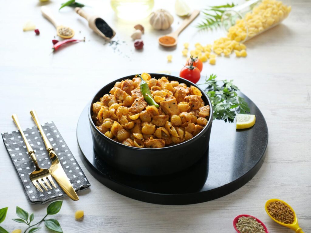 fenugreek seeds and leaves