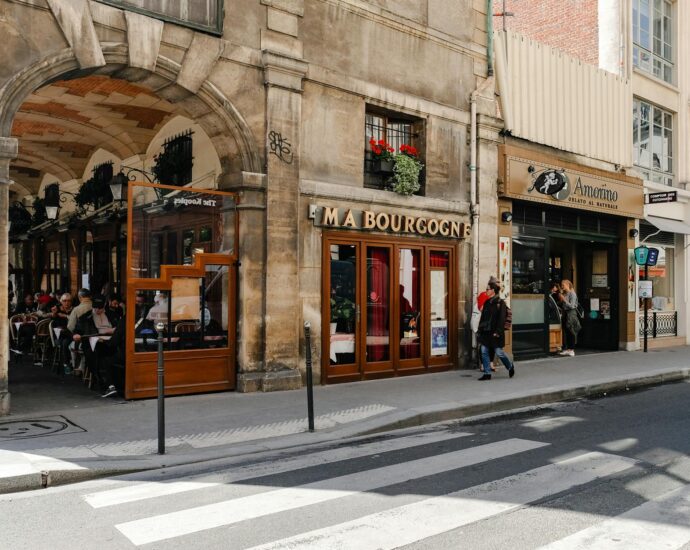 Francis Bourgeois metal sculpture