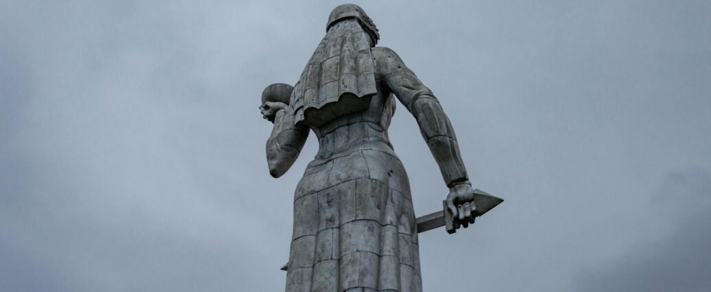 Georgia Horsley metal art