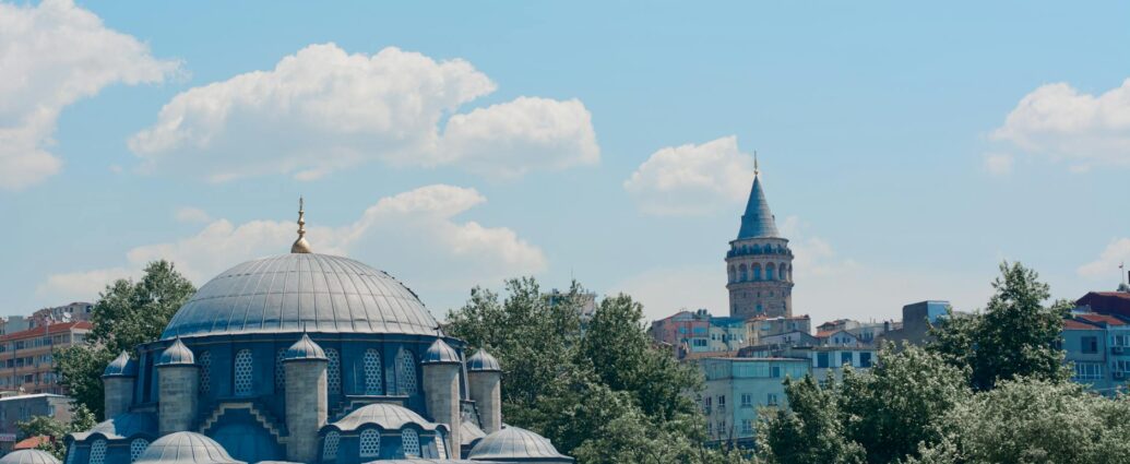 Jamie White-Welling metal sculpture