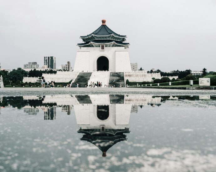 Matt Kay metal sculpture