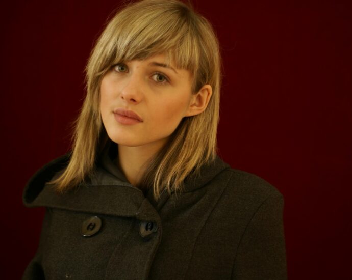 Susie Hariet sculpture